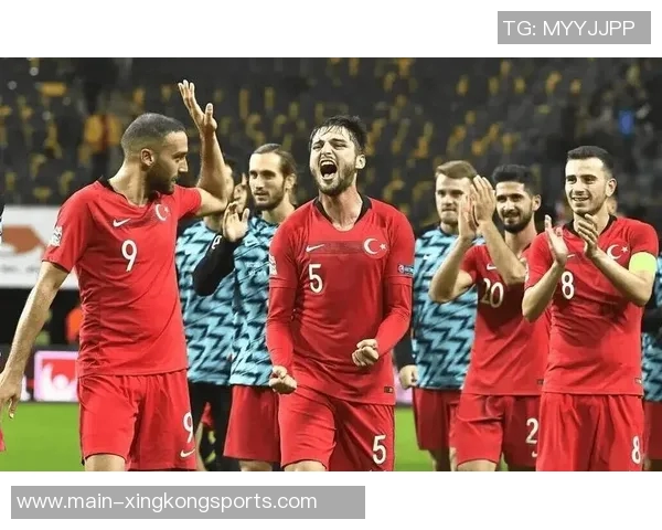 土耳其队在世预赛中大胜格鲁吉亚伊尔迪兹和德米拉尔联手攻入四球