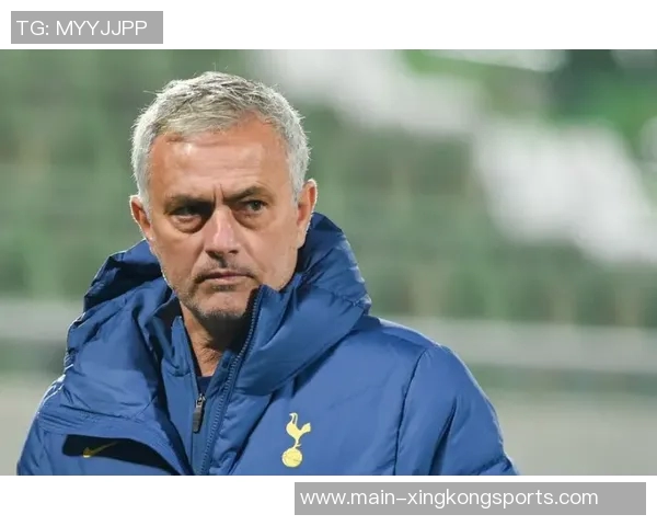 新月俱乐部报价罗马后卫阿卜杜勒哈米德年薪1060万欧元谈判正积极进行中 新月俱乐部报价罗马后卫阿卜杜勒哈米德年薪1060万欧元谈判正积极进行中