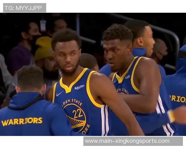 克雷格波特精彩表现撤步远投被犯规成功打成三分加一